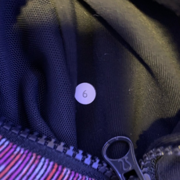 Lululemon zip up - Picture 7 of 7